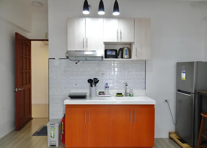 The Cozy With Pool Access Unit 1br *