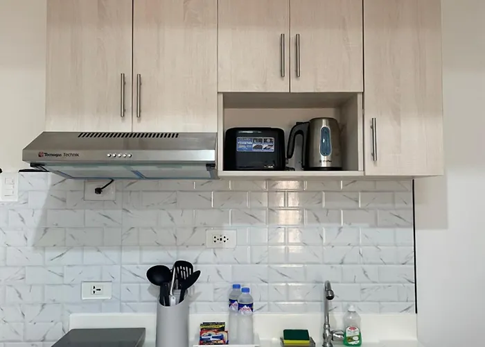 The Cozy With Pool Access Unit 1br